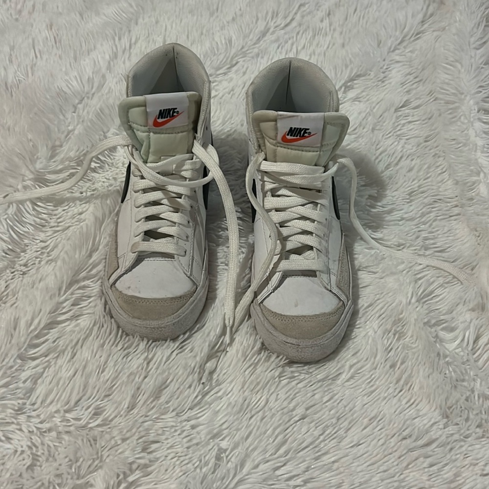 Nike blazer mid boys shoes